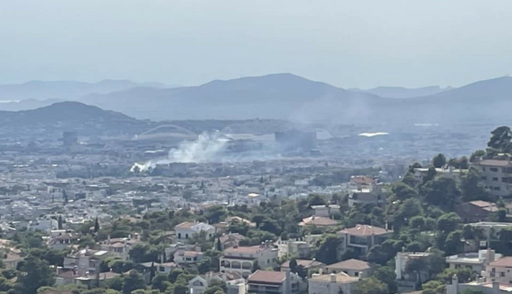 Φωτιά τώρα στο Μαρούσι Αττικής – Επιχειρούν 2 ελικόπτερα